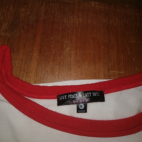 Graphic T! - Picture 3 of 3